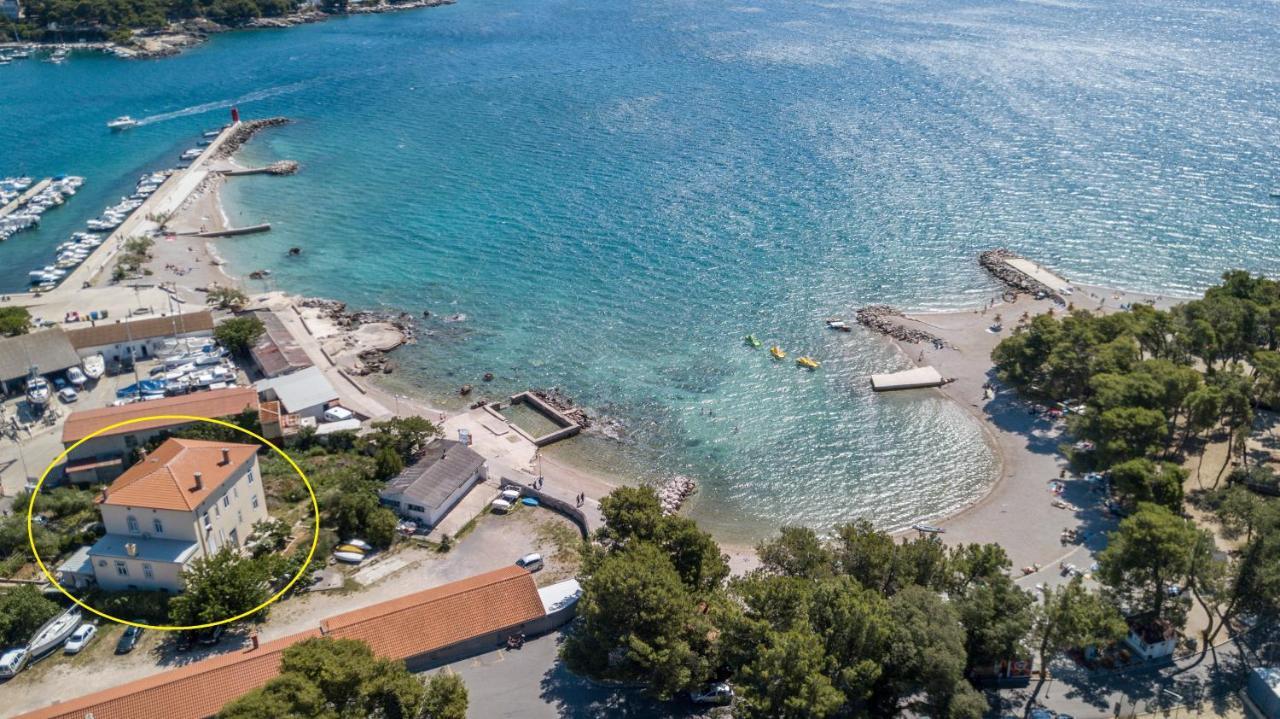 Beach Apartment Крк Экстерьер фото